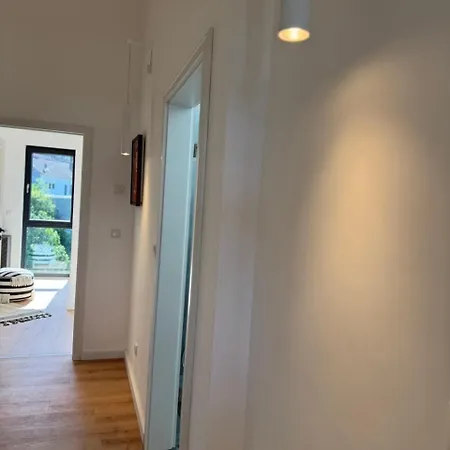 Eifelquartier L8 شقة