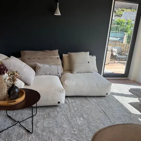 Eifelquartier L8 Apartment *